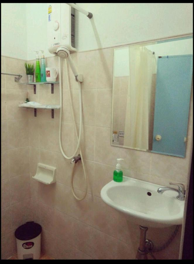 House 1 For 6 Paxs Whole House Not Share Hotell Hat Yai Eksteriør bilde